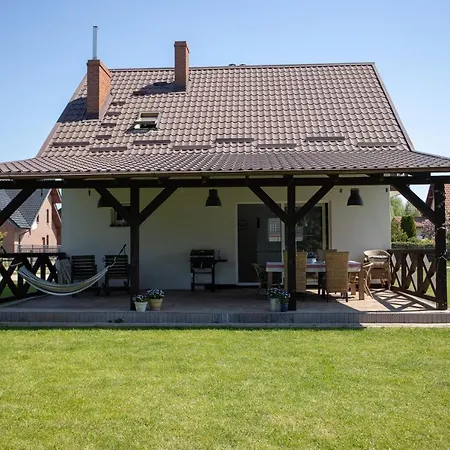 Dom Nad Jeziorem W Borzechowie Holiday home
